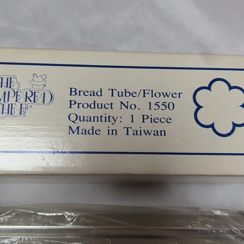 THE PAMPERED CHEF Bread Tube Flower Mold #1550 Holiday Baking Kitchen